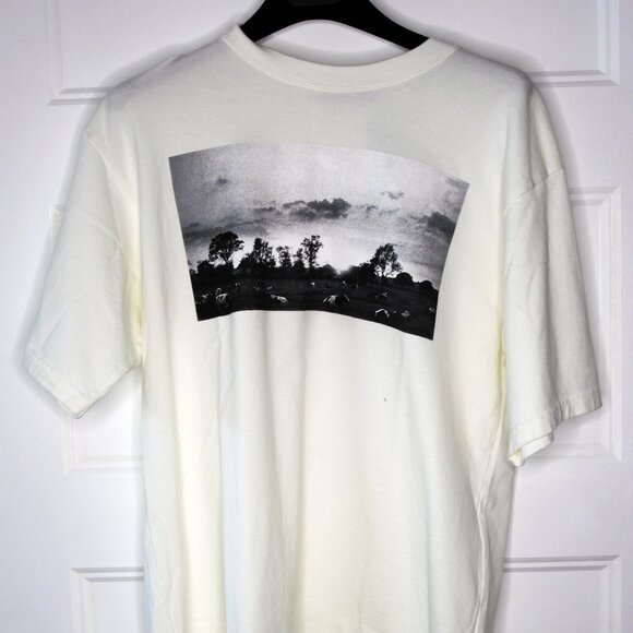 BNWT SS23 UNDERCOVER PINK FLOYD COW TSHIRT 2 - Picture 2 of 12